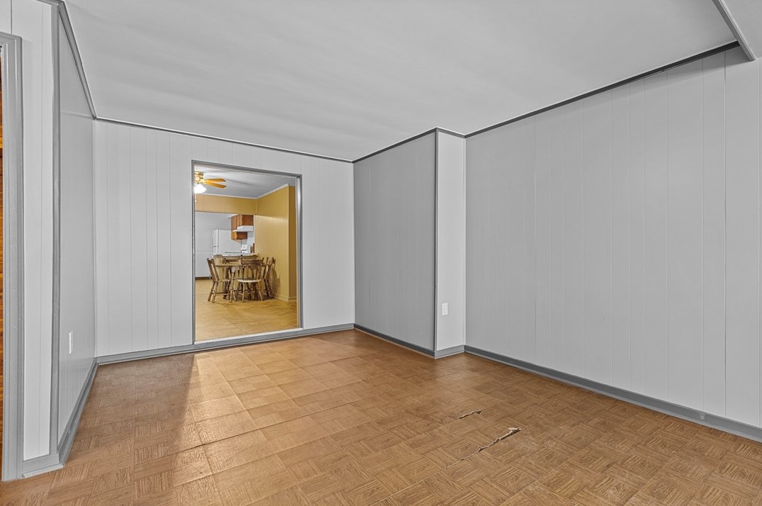 2006 Sarah St, Pittsburgh PA 15203-2022 exterior