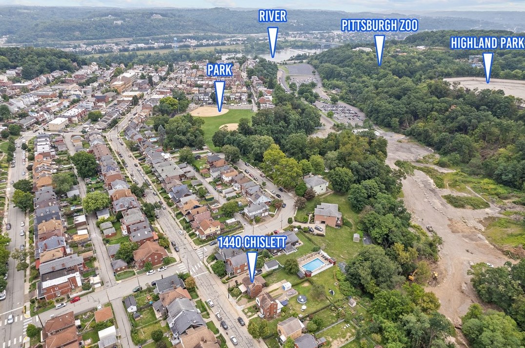 1440 Chislett St, Pittsburgh PA  15206-1309 exterior