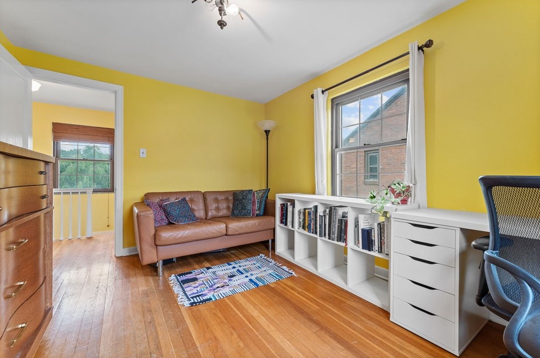 1440 Chislett St, Pittsburgh PA  15206-1309 exterior