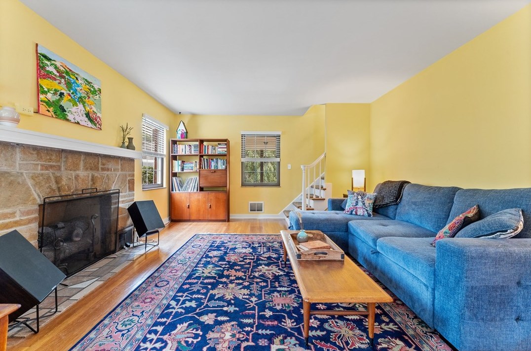 1440 Chislett St, Pittsburgh PA  15206-1309 exterior