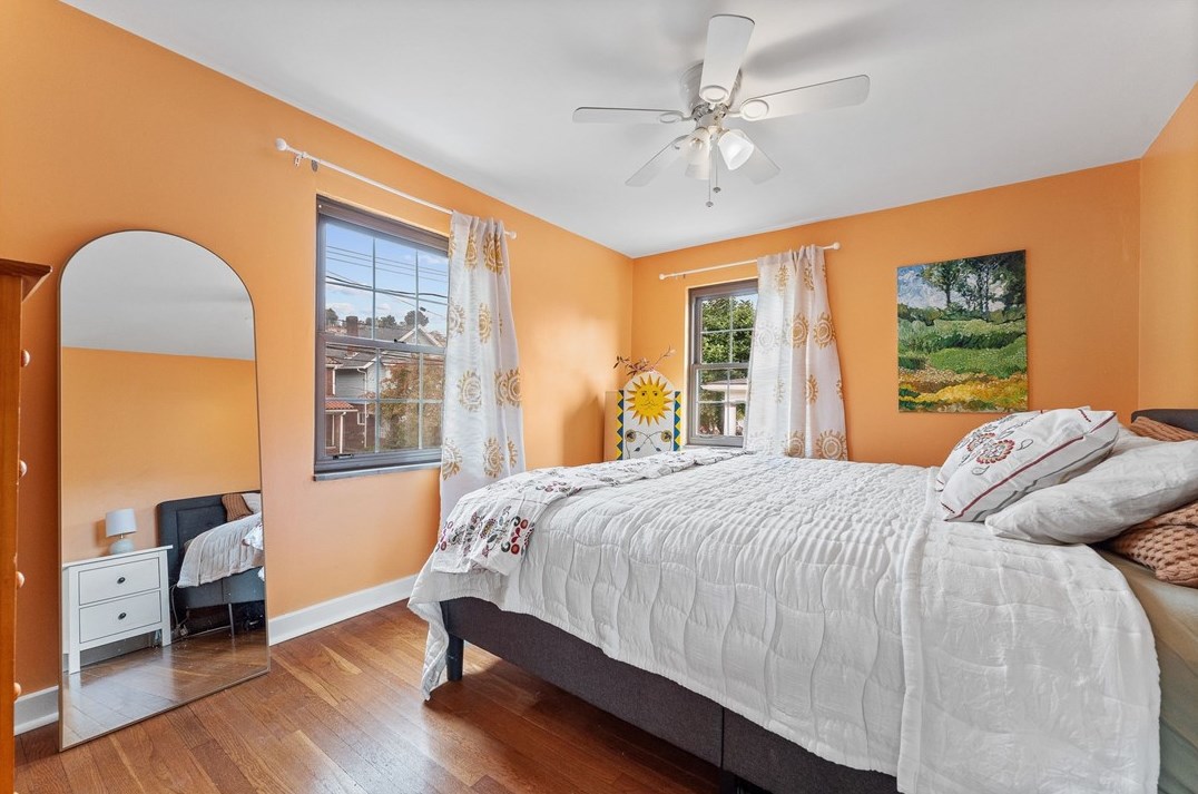 1440 Chislett St, Pittsburgh PA  15206-1309 exterior