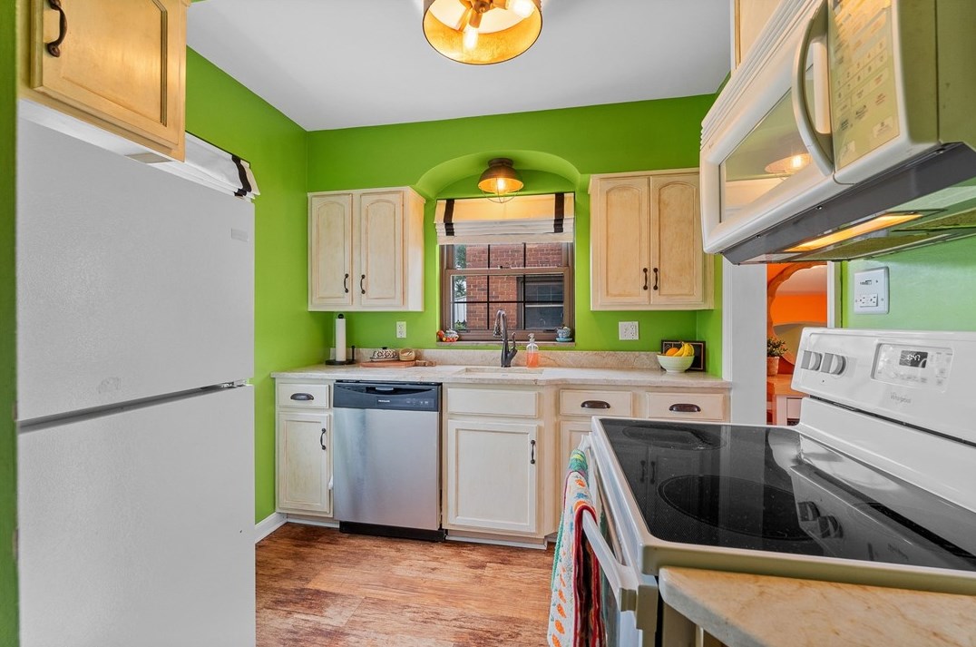 1440 Chislett St, Pittsburgh PA  15206-1309 exterior