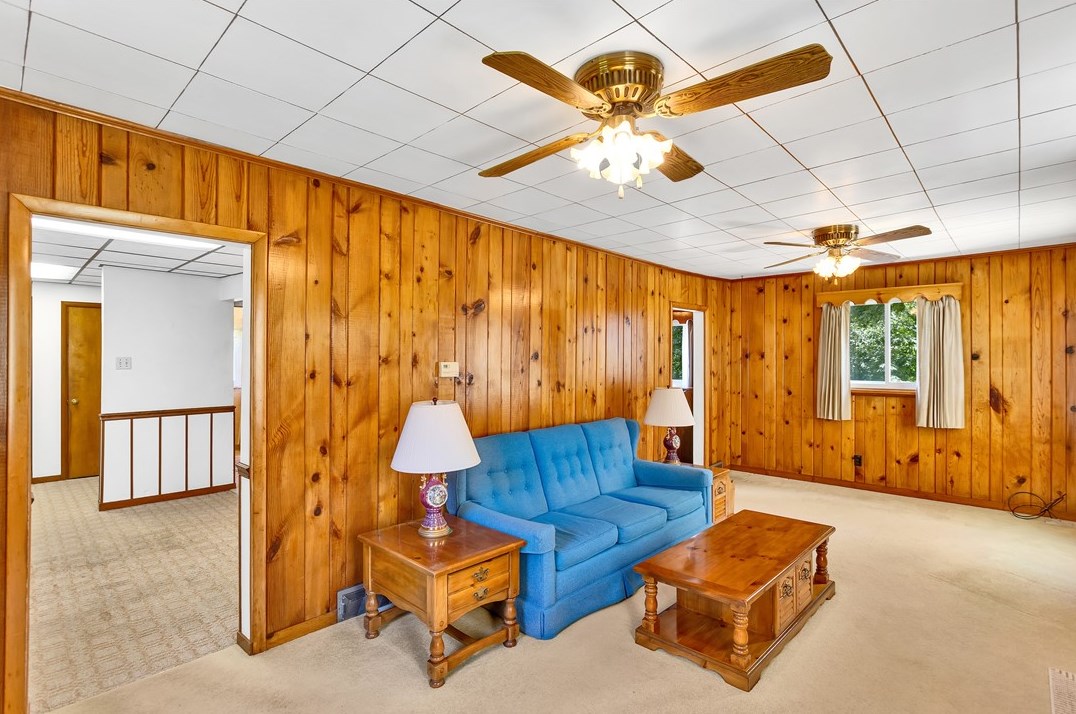 149 Longvue Dr, Pittsburgh PA 15122-1941 exterior