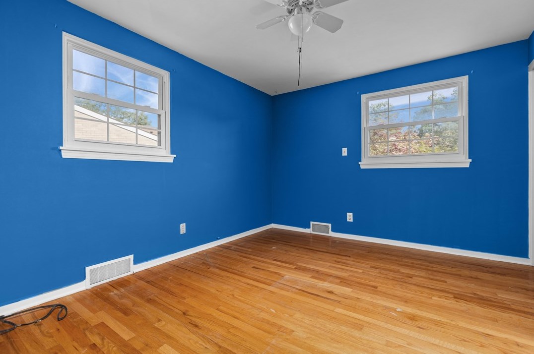 558 Pat Hvn Dr, Pittsburgh PA 15243-1726 exterior