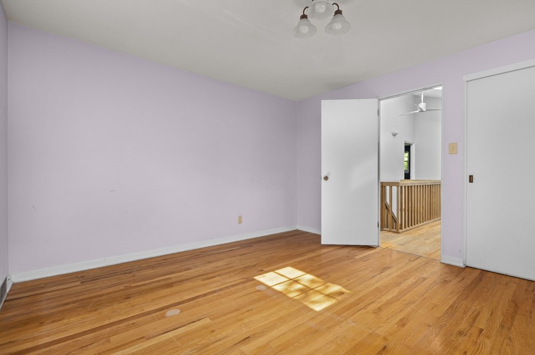 558 Pat Hvn Dr, Pittsburgh PA 15243-1726 exterior