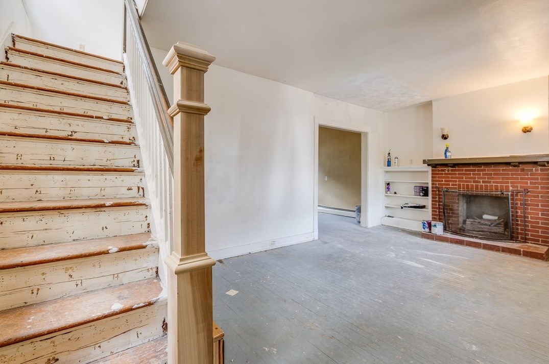 932 Woodbourne Ave, Pittsburgh PA  15226-2108 exterior