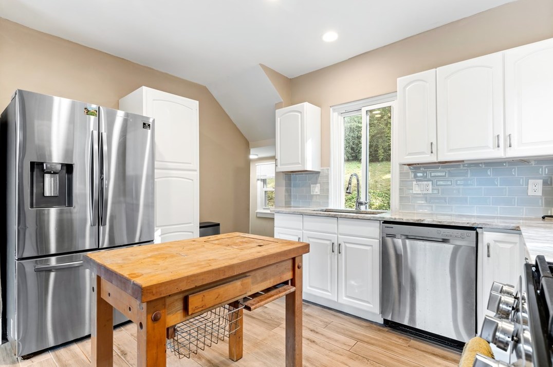 4830 Stanton Ave, Pittsburgh PA 15201-1628 exterior