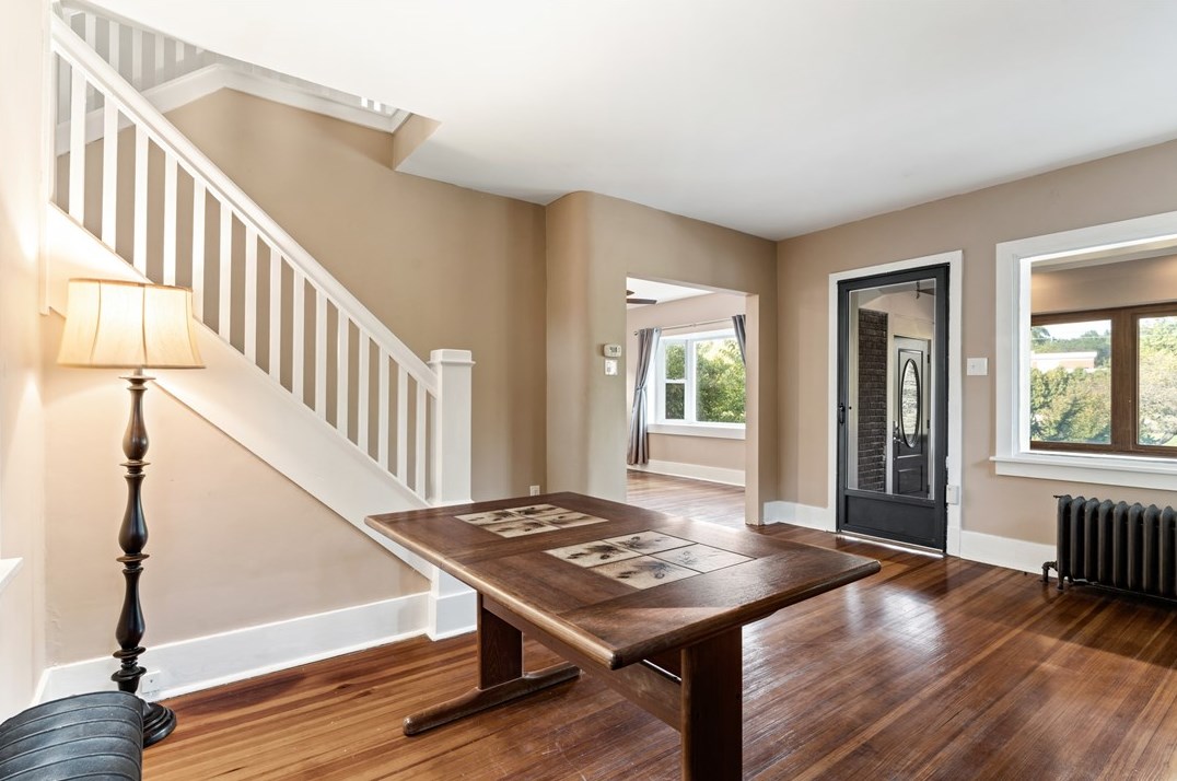 4830 Stanton Ave, Pittsburgh PA 15201-1628 exterior