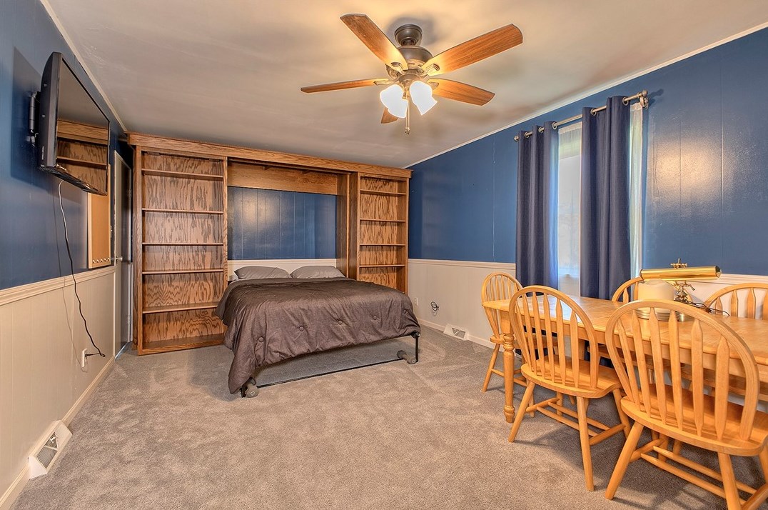 978 Barclay Rd, Indiana PA 15701-9775 exterior