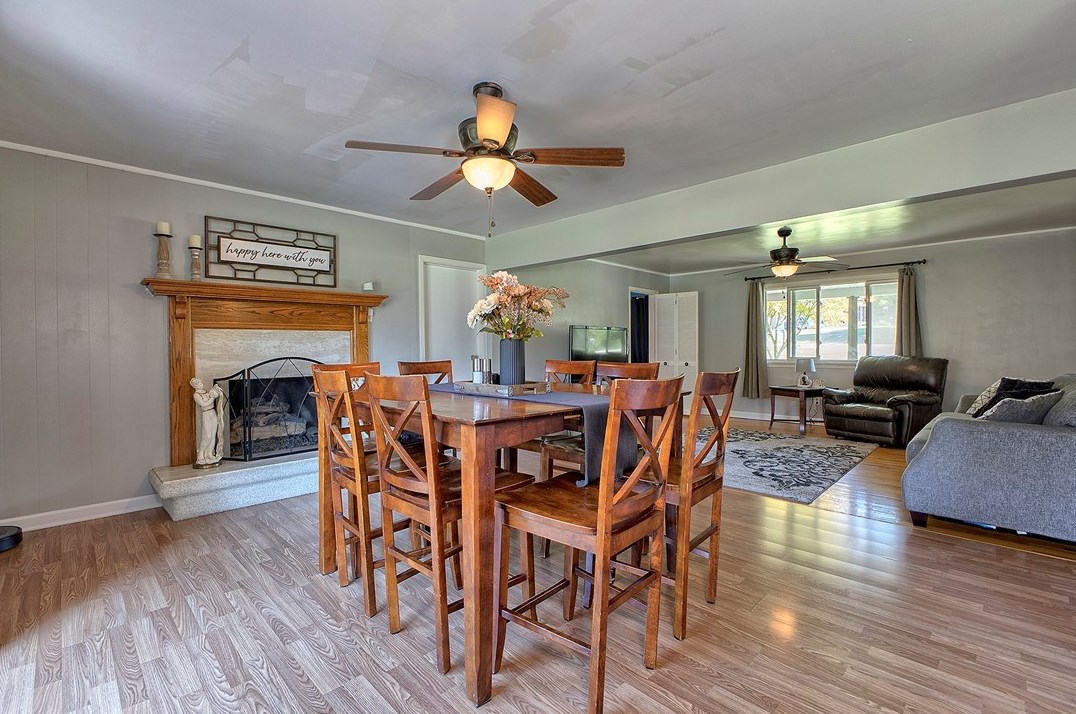 978 Barclay Rd, Indiana PA 15701-9775 exterior