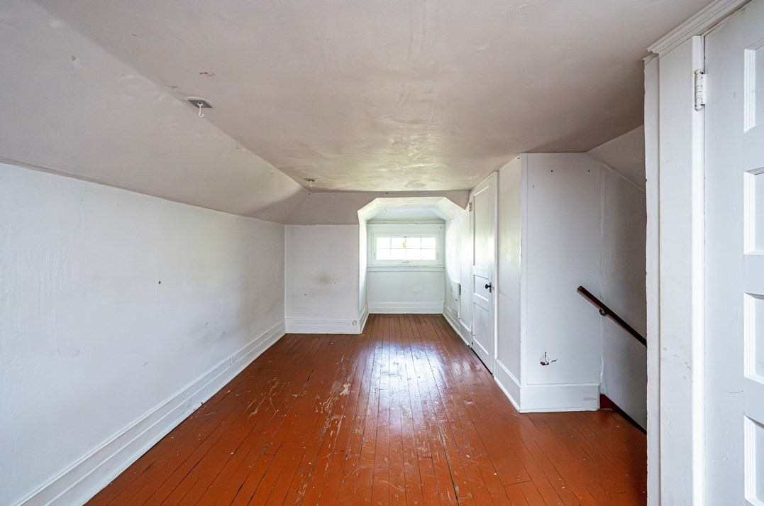 562 Main St, Greensburg PA 15601-1863 exterior