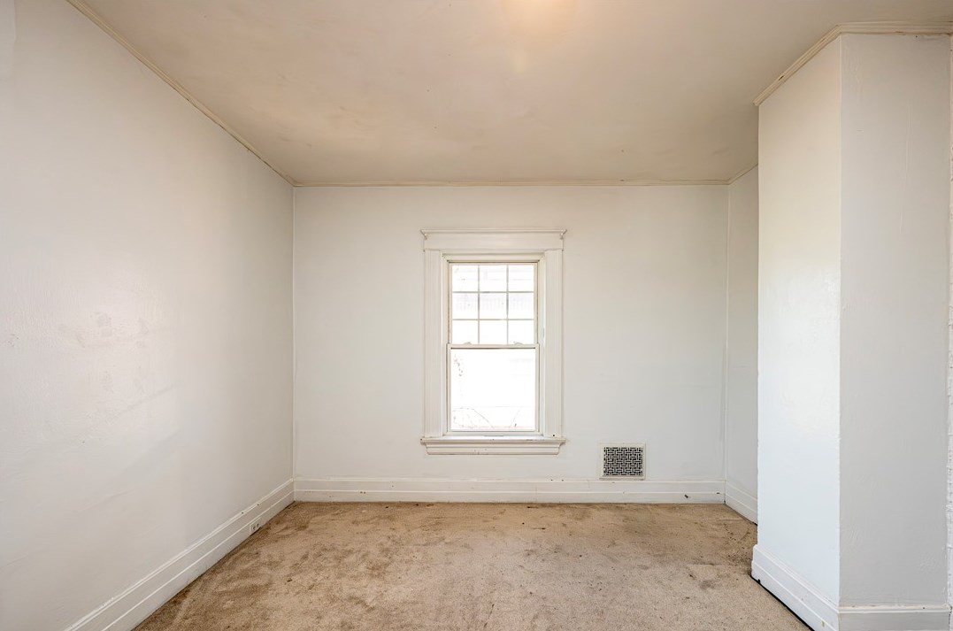 562 Main St, Greensburg PA 15601-1863 exterior