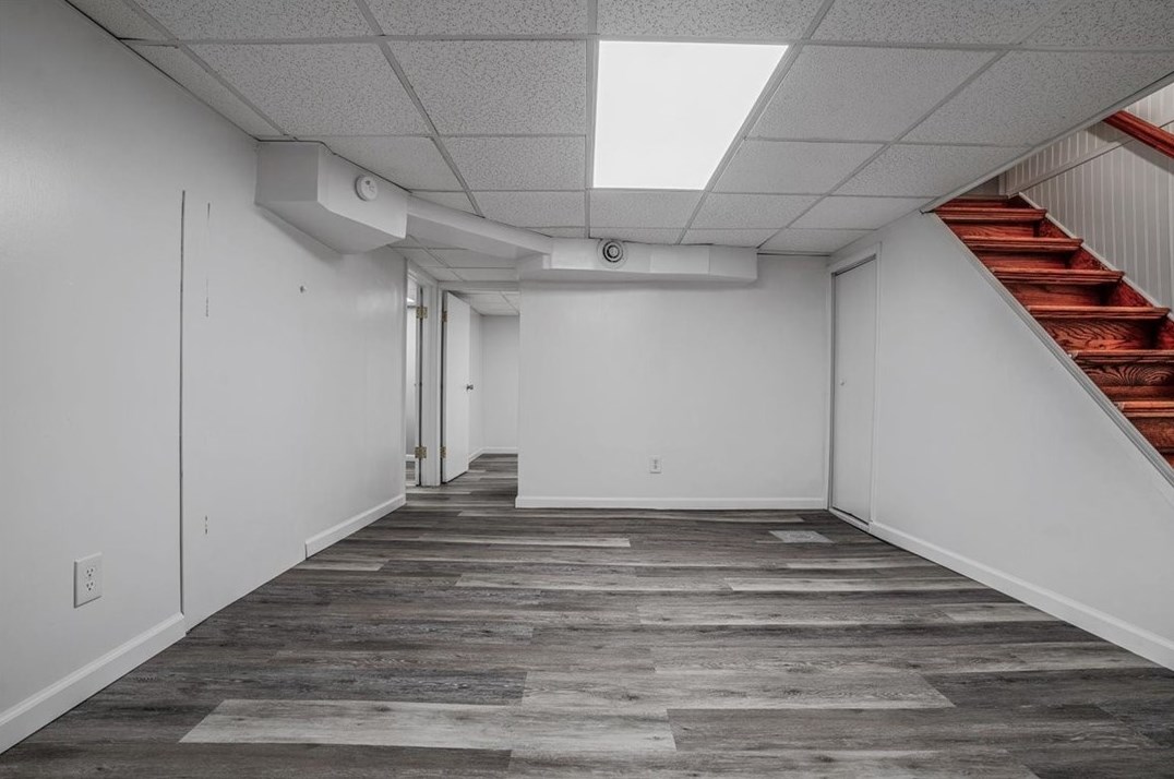 261 Robinson St, Pittsburgh PA 15213-2312 exterior