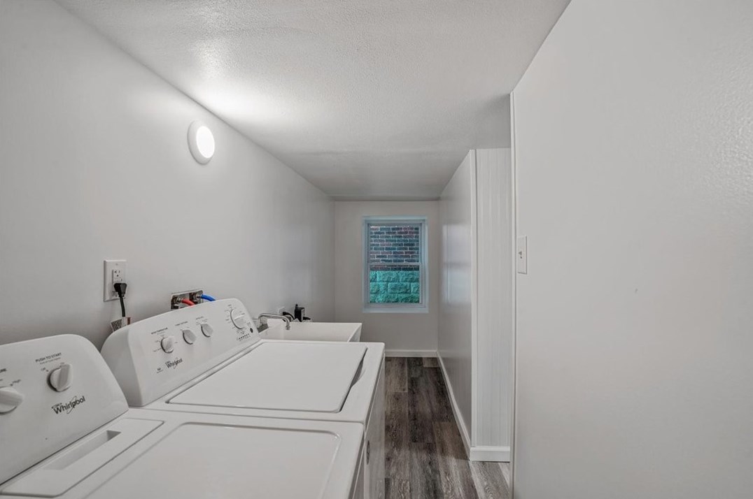 261 Robinson St, Pittsburgh PA 15213-2312 exterior