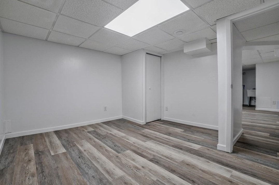 261 Robinson St, Pittsburgh PA 15213-2312 exterior