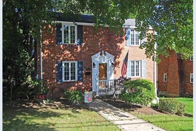 921 N Meadowcroft Ave., Pittsburgh, PA 15216 - Photo 1