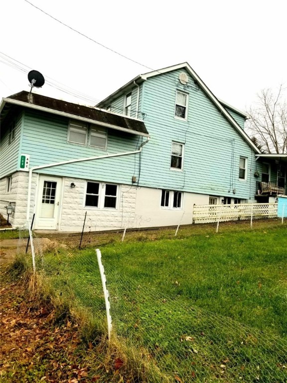 108 Peach St, Loyalhanna, PA 15661 MLS 1533176 Coldwell Banker