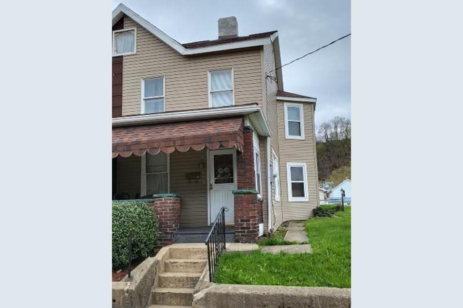 812 5th Ave, Ford City Boro, PA 16226 MLS 1551966 Coldwell Banker