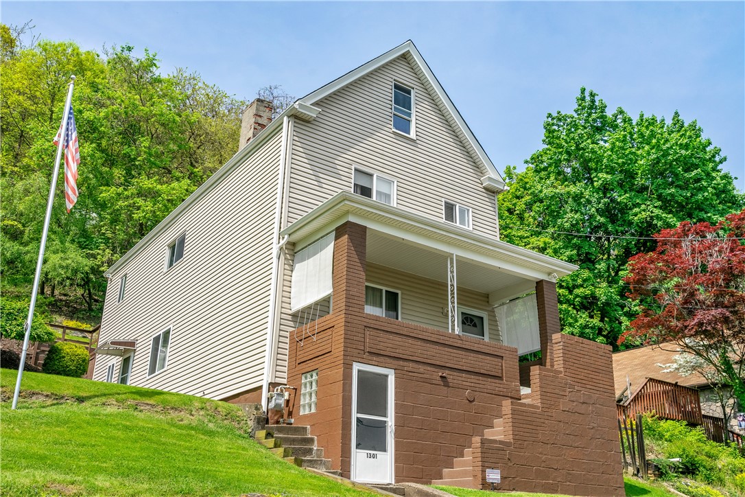 1301 Stowe Ave, Stowe Township, PA 15136 MLS 1554263 Coldwell Banker