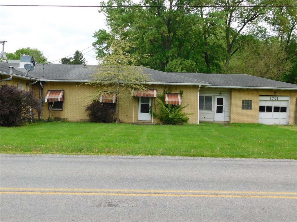 1677 1701 Buckeye Dr, South Pymatuning Township, PA 16150 MLS