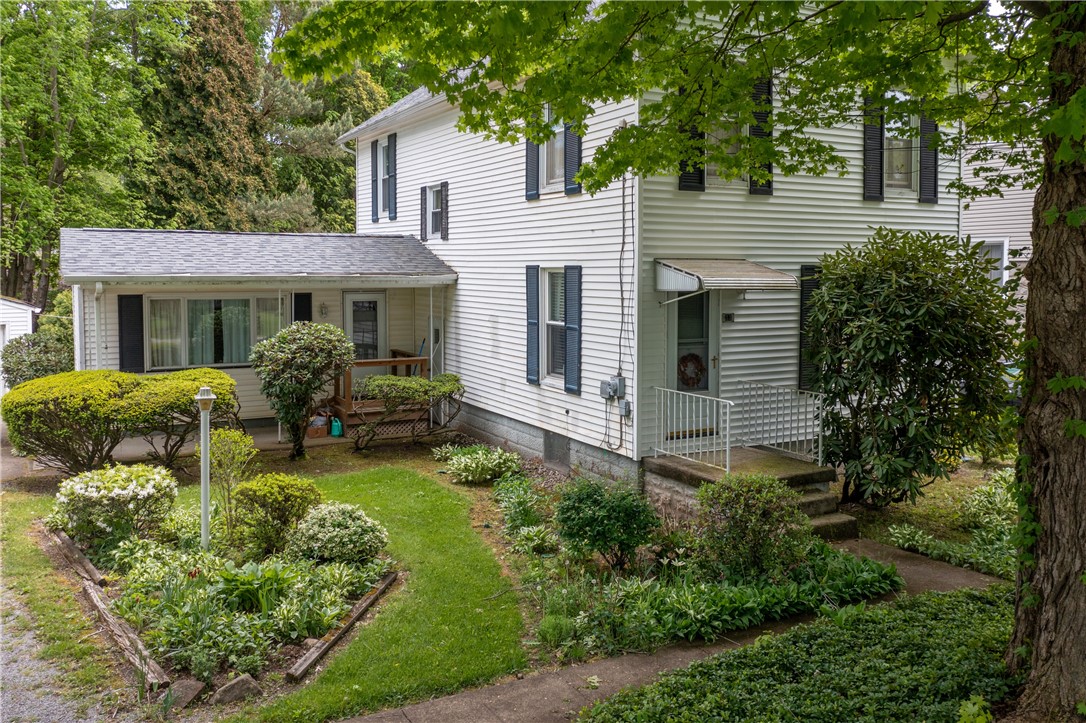 33 Leech Rd, Hempfield Township, PA 16125 MLS 1555546 Coldwell Banker