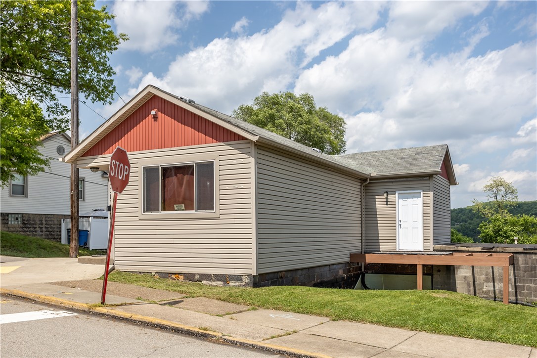 524 N 6th St, Clairton, PA 15025 MLS 1555949 Coldwell Banker