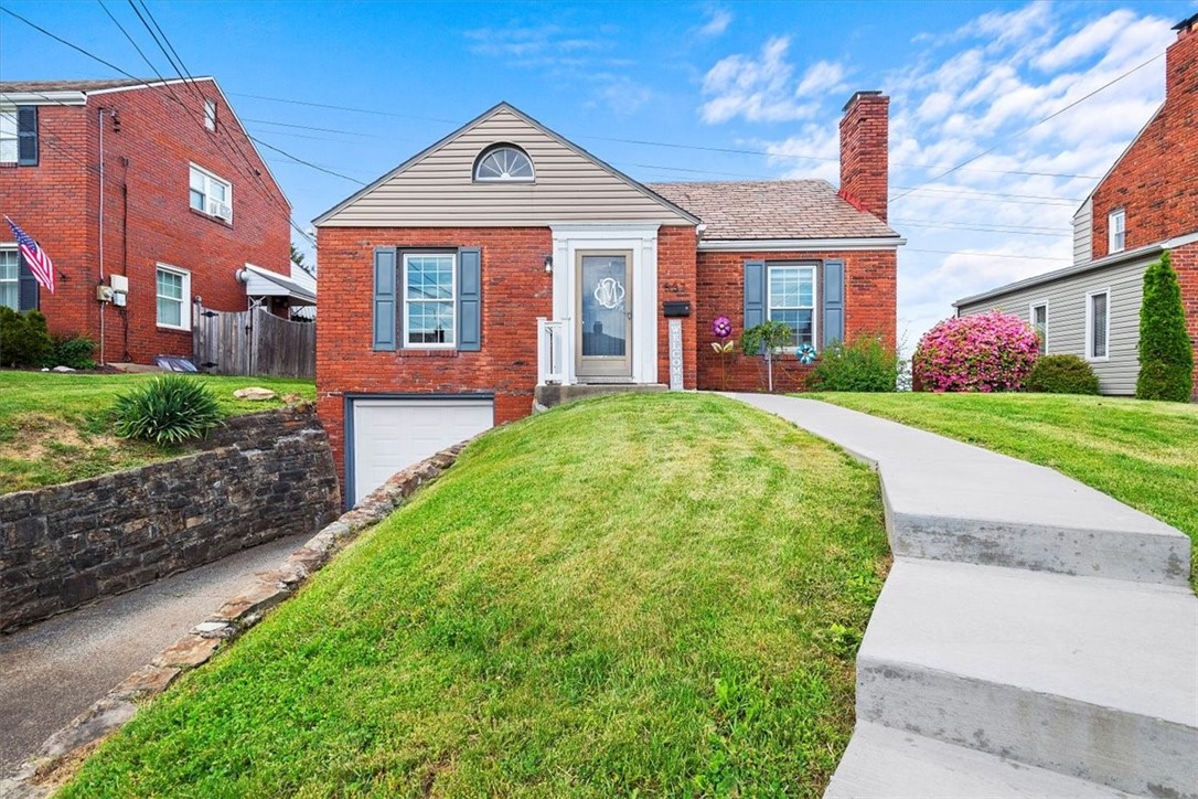 537 Crestline Dr, Baldwin Twp, PA 15234 MLS 1556787 Coldwell Banker