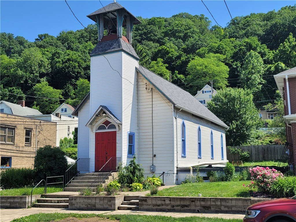 126 Broad St, Leetsdale, PA 15056 MLS 1558441 Coldwell Banker