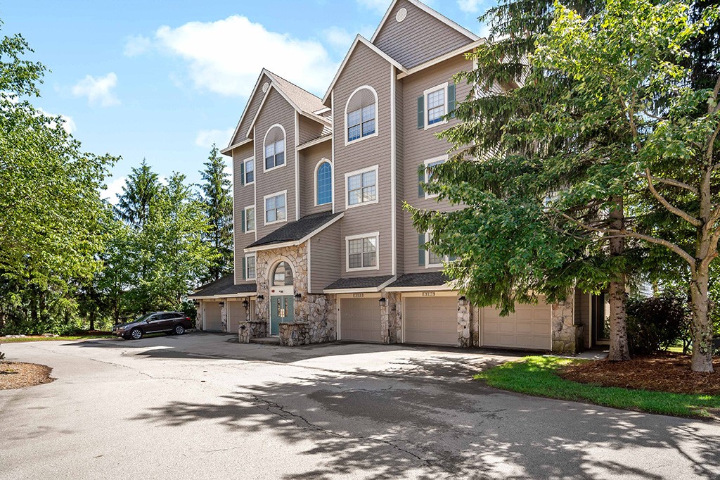 8103 Stonegate Dr, Seven Springs, PA 15622 MLS 1559027 Coldwell Banker