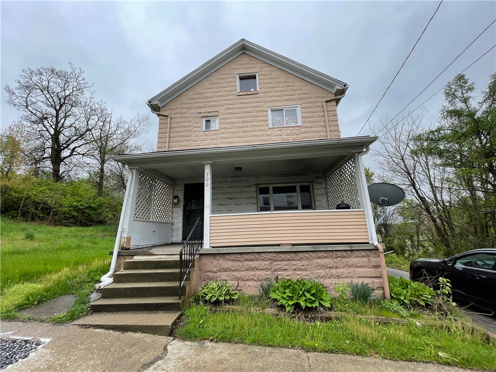 706 Chestnut St, New Castle, PA 16101 - MLS 1560229 - Coldwell Banker