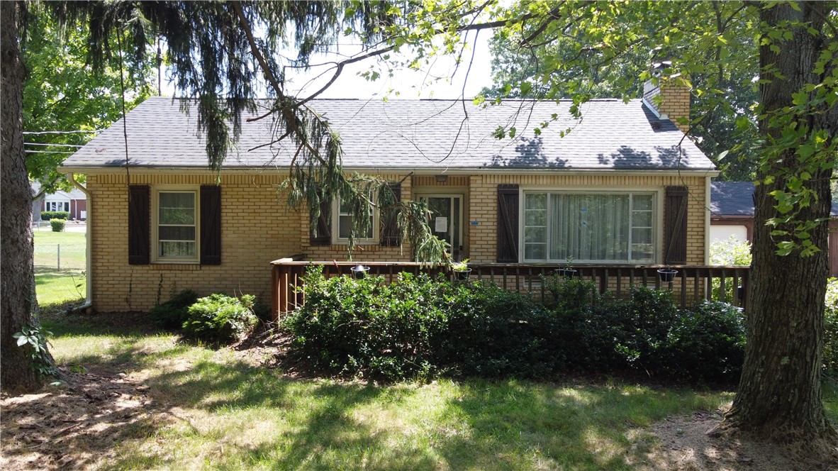 225 Barclay Hill Rd, Brighton Township, PA 15009 MLS 1565785 Coldwell Banker