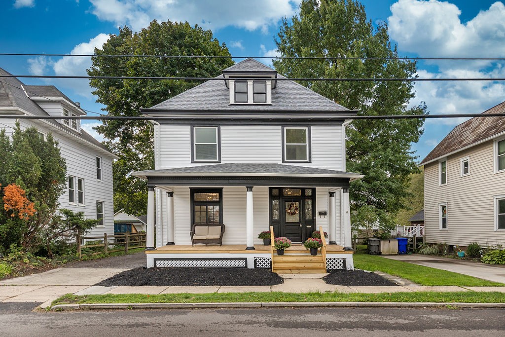 318 E New Castle St, Zelienople, PA 16063 MLS 1577775 Coldwell Banker