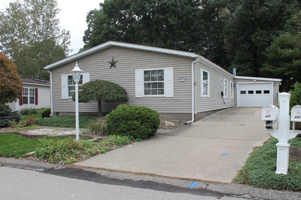 221 Rock Lake Dr, Jackson Township, PA 16063 MLS 1578377 Coldwell