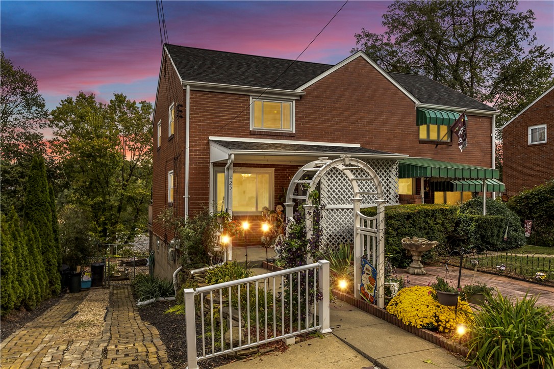 425 Jacobson Dr, Pittsburgh, PA 15227 MLS 1578991 Coldwell Banker