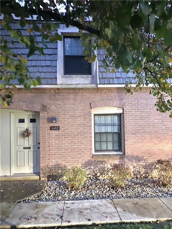 640 Carriage Cir, Pittsburgh, PA 15205 MLS 1582641 Coldwell Banker