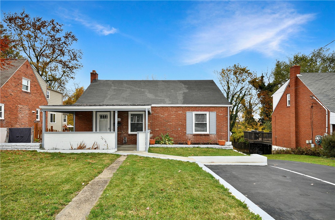 723 Newport Dr, Baldwin Twp, PA 15234 MLS 1582736 Coldwell Banker