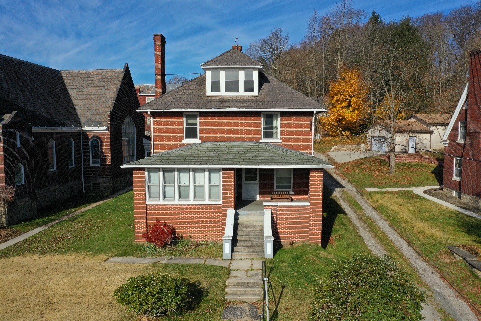 711 Broadway St, Rockwood Boro, PA 15557 MLS 1582934 Coldwell Banker