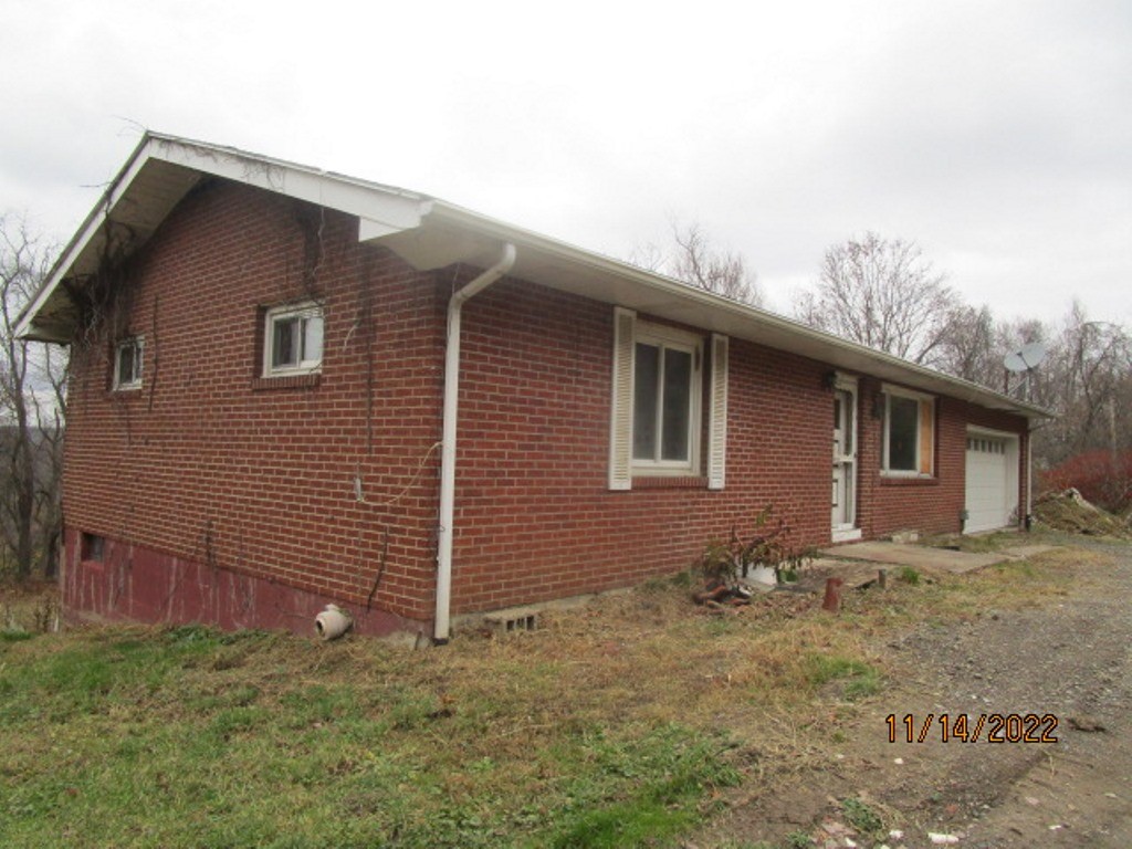623 Sohn Rd, Aliquippa, PA 15001 MLS 1583758 Coldwell Banker
