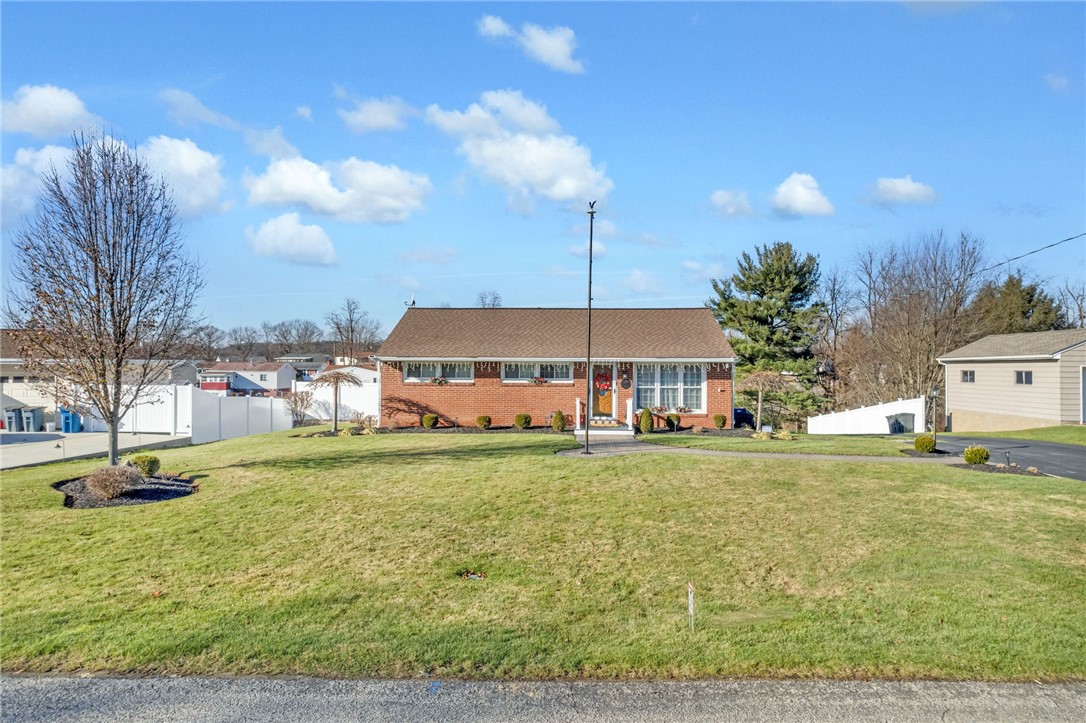 477 Crescent Boulevard Extension, Moon/Crescent Twp, PA 15046 MLS