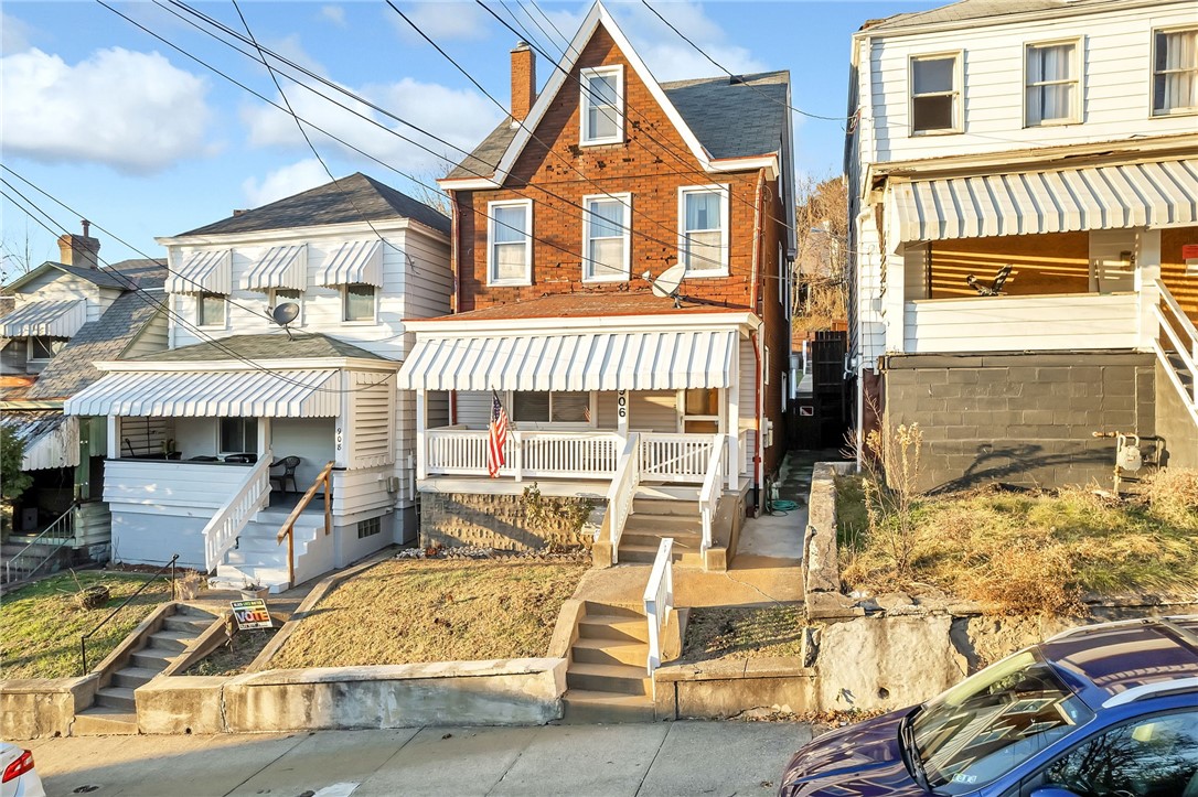 906 3rd St, McKees Rocks, PA 15136 - MLS 1586170 - Coldwell Banker