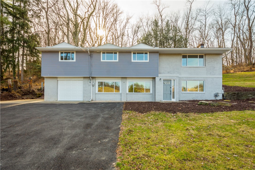 454 E McMurray, Peters Township, PA 15317 MLS 1587552 Coldwell Banker