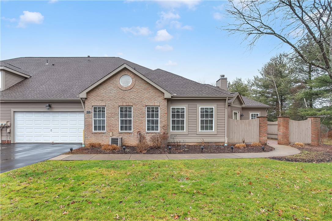 602 Wilshire Cir, Seven Fields Boro, PA 16046 MLS 1590428 Coldwell