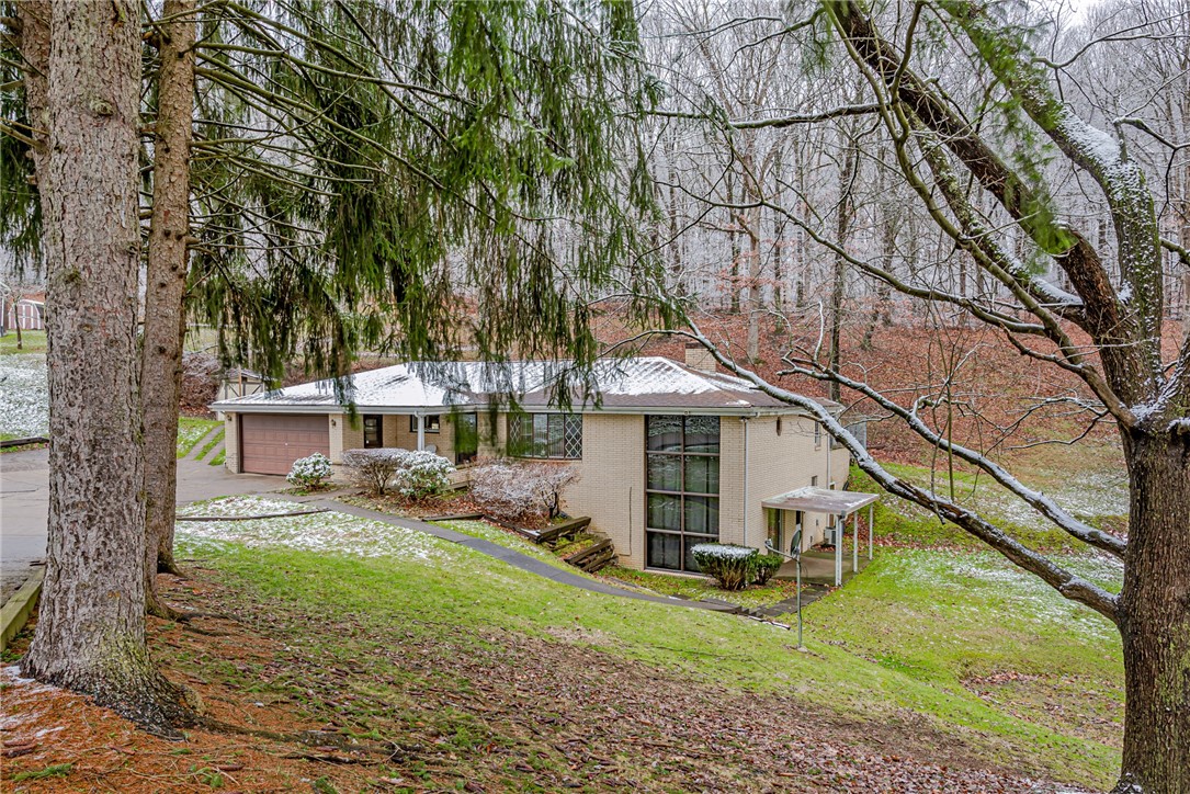 565 Upper Middletown Rd, Menallen Township, PA 15480 MLS 1590887