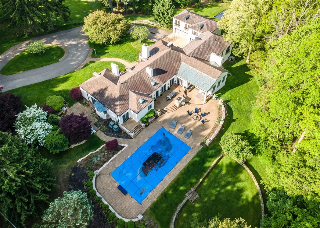 4 Thawmont Dr, Sewickley Heights, PA 15143 MLS 1591141 Coldwell Banker