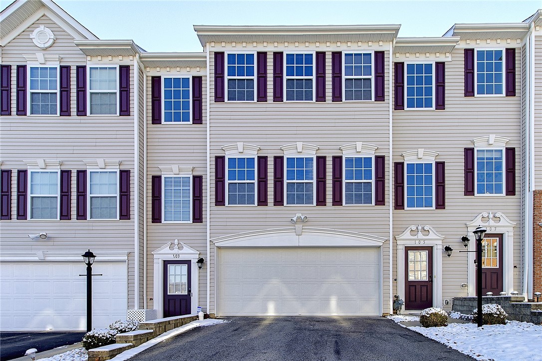 105 Alderwood Dr, South Greensburg Boro, PA 15601 MLS 1591639