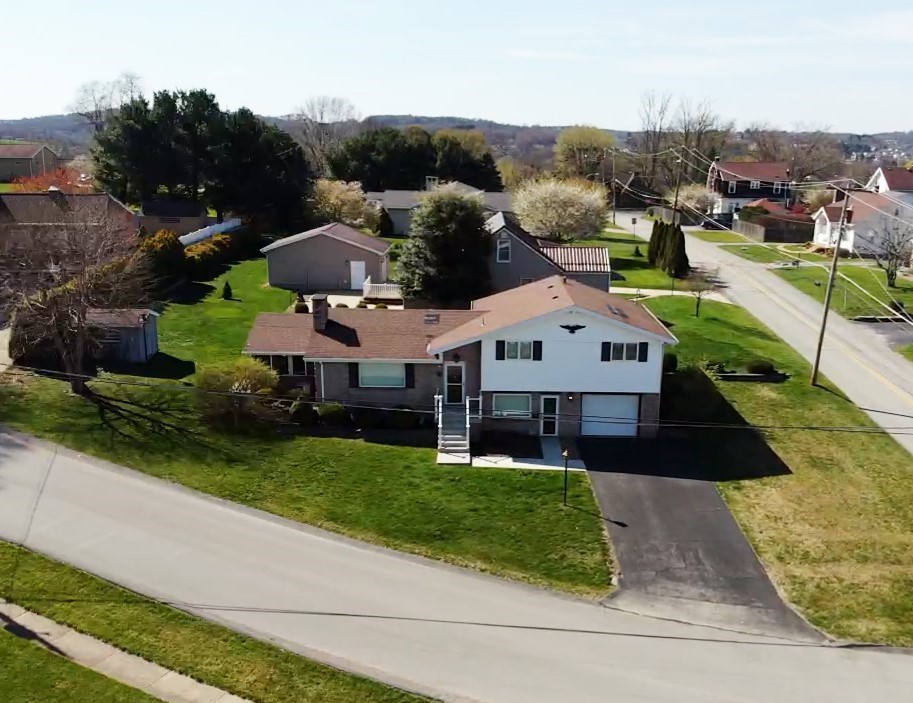 2 Mayflower Dr, South Union Township, PA 15401 MLS 1592276 Coldwell