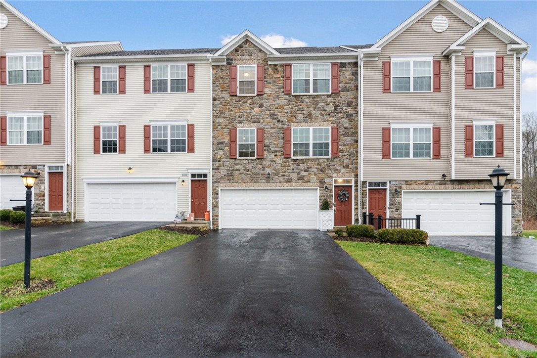 689 Freedom Dr, Collier Township, PA 15106 MLS 1592891 Coldwell Banker