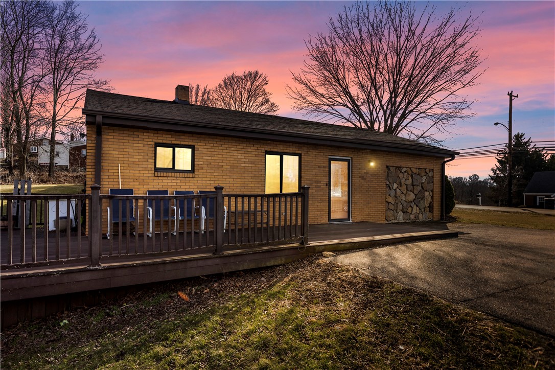 26 Beaver Grade Rd, Robinson Twp NWA, PA 15136 MLS 1593231