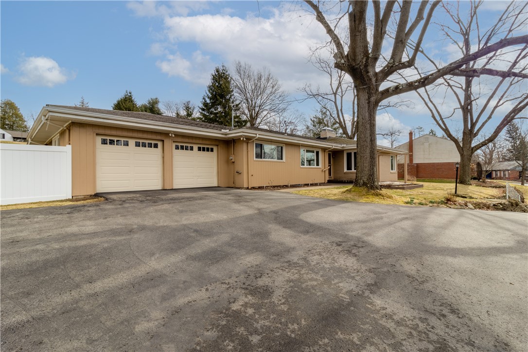 8 Windycrest Dr, Patterson Township, PA 15010 MLS 1593934 Coldwell