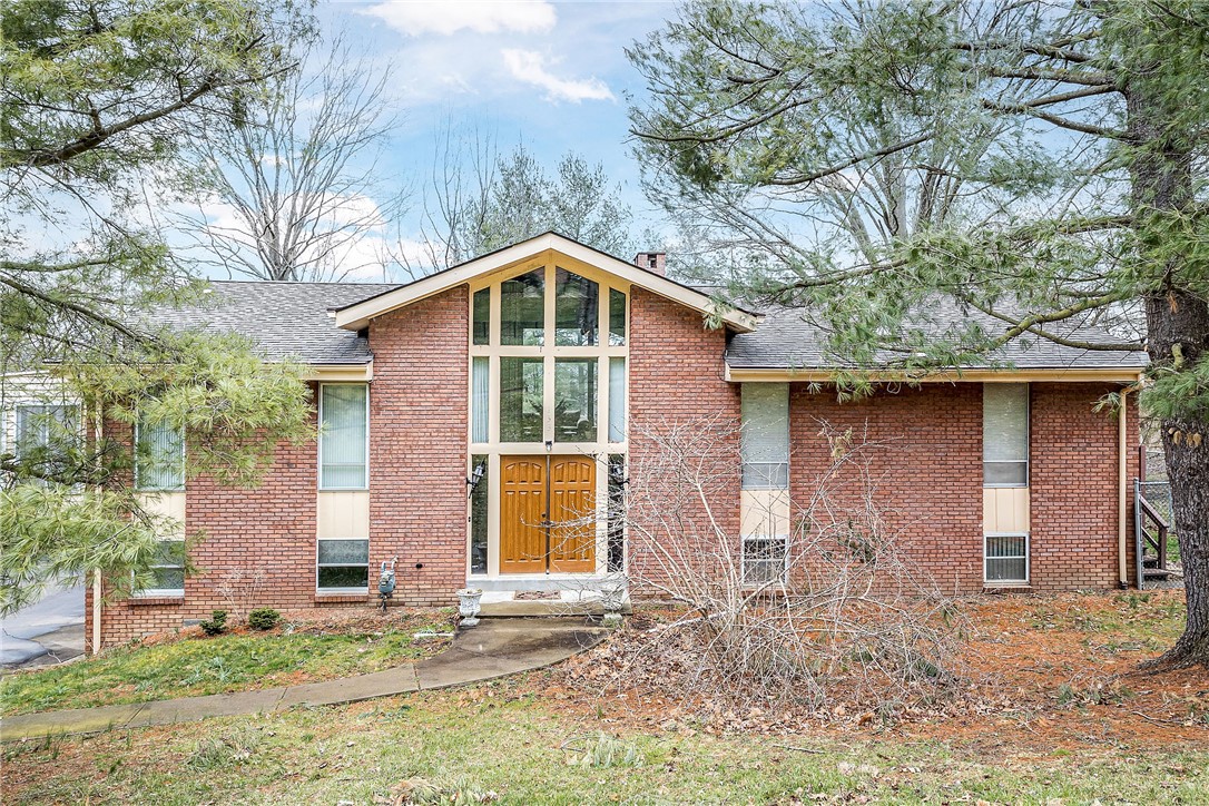 133 Pleasantview Dr, Peters Township, PA 15317 MLS 1596435 Coldwell